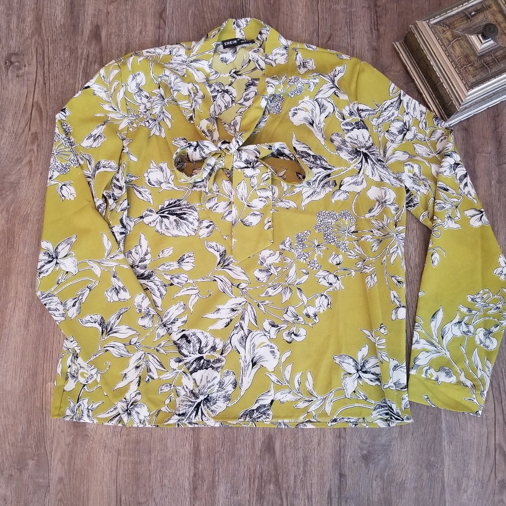 SHEIN women's Top size Large